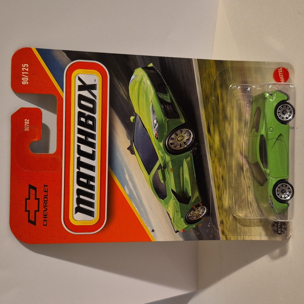 D1  Matchbox 2020 Corvette  with shipping protector